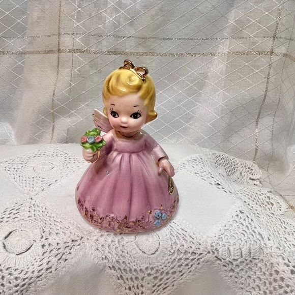 Josef Originals Other - Josef Originals Be Loving and Giving Angel Figurine LITTLE COMMANDMENTS Series